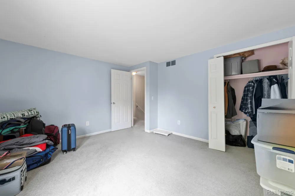 871 Spartan Drive Rochester Hills City, MI 48309