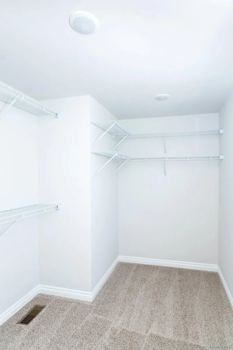 12 Grandview Circle #58 White Lake Charter Township, MI 48386