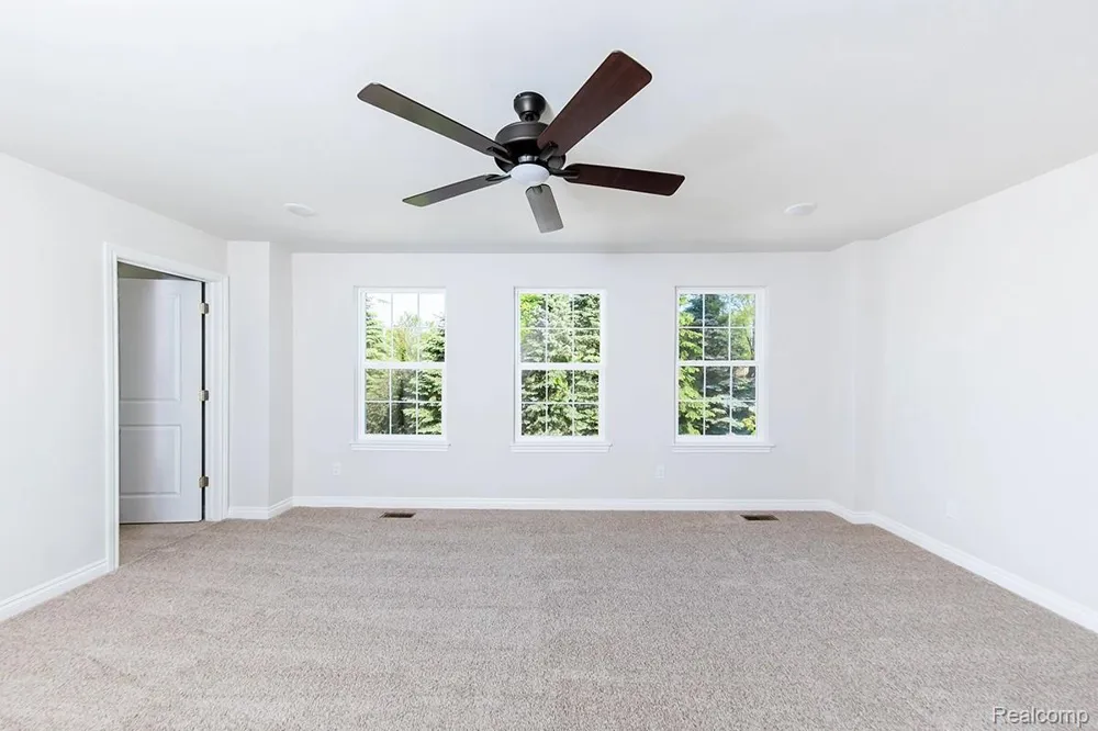 12 Grandview Circle #58 White Lake Charter Township, MI 48386
