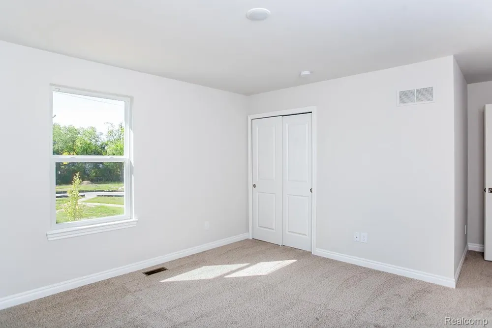 12 Grandview Circle #58 White Lake Charter Township, MI 48386