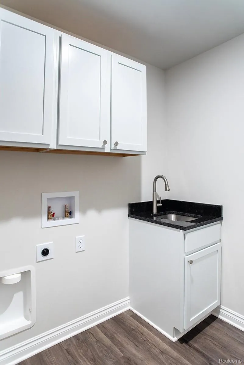 12 Grandview Circle #58 White Lake Charter Township, MI 48386