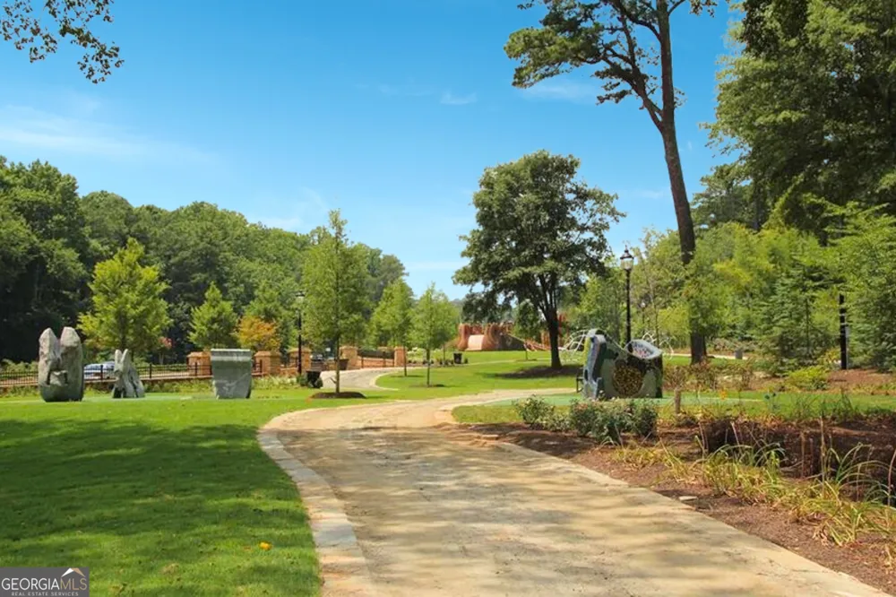 318 Sandy Springs CIR Sandy Springs, GA 30328