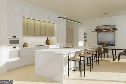 318 Sandy Springs CIR