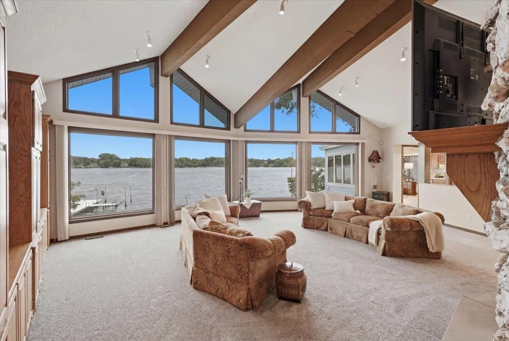 737 Carla Lane Little Canada, MN 55109