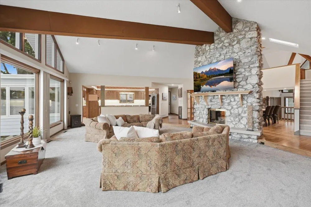 737 Carla Lane Little Canada, MN 55109