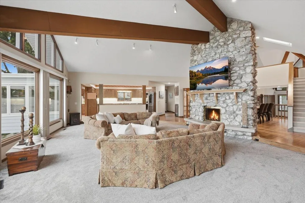 737 Carla Lane Little Canada, MN 55109