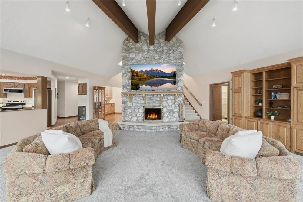 737 Carla Lane Little Canada, MN 55109