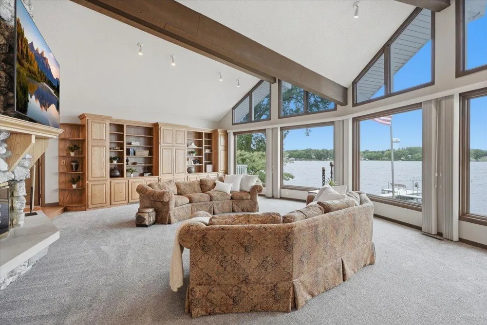 737 Carla Lane Little Canada, MN 55109