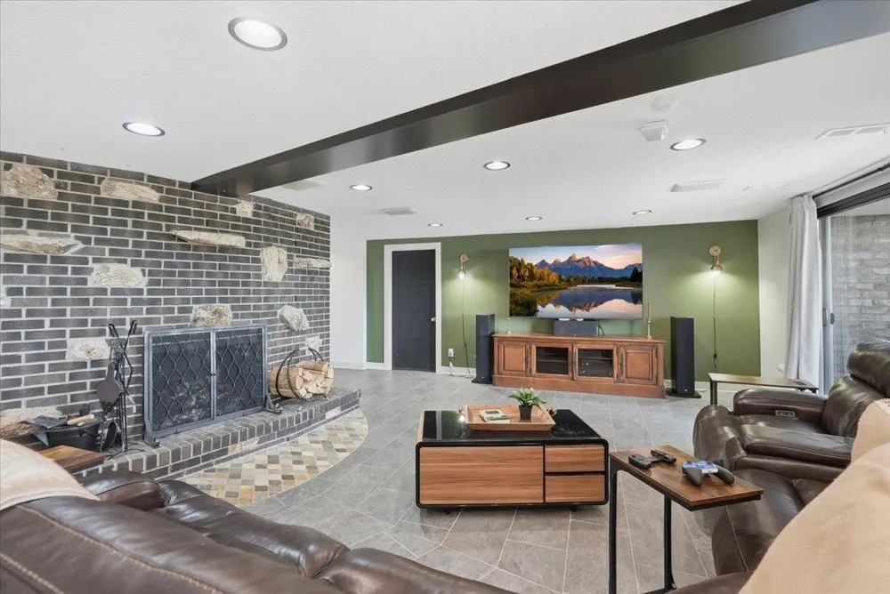 737 Carla Lane Little Canada, MN 55109