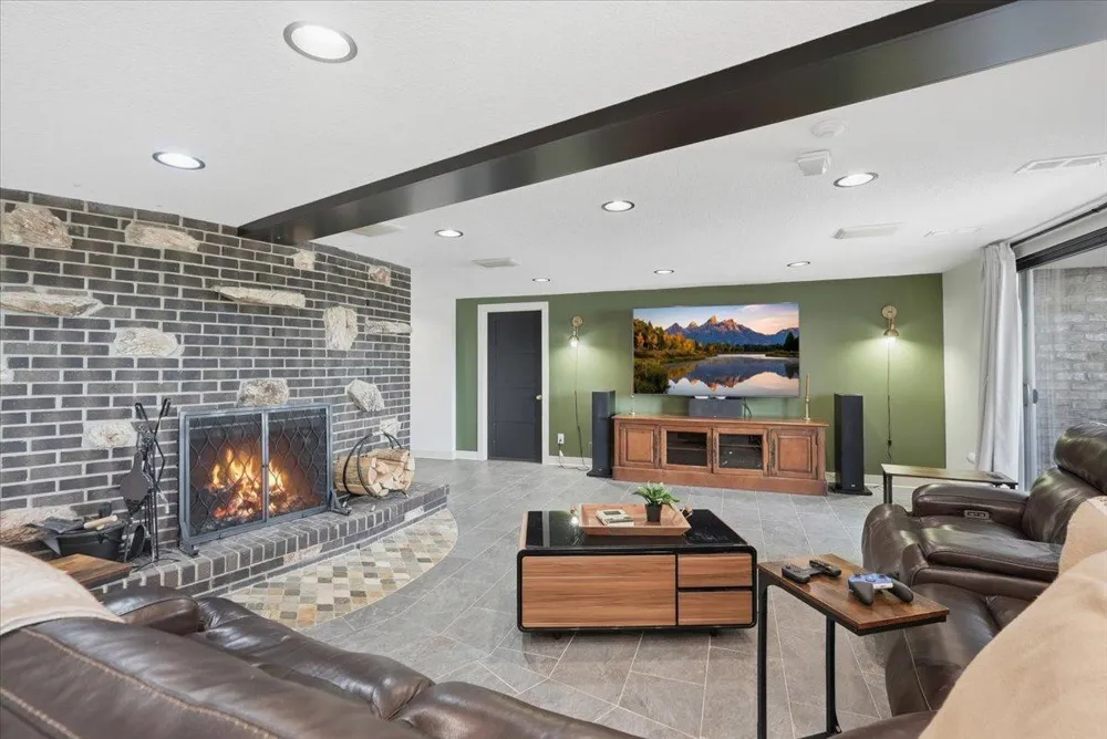 737 Carla Lane Little Canada, MN 55109