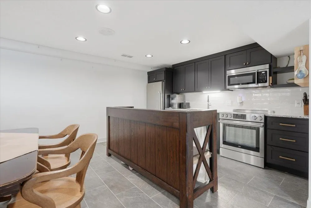 737 Carla Lane Little Canada, MN 55109