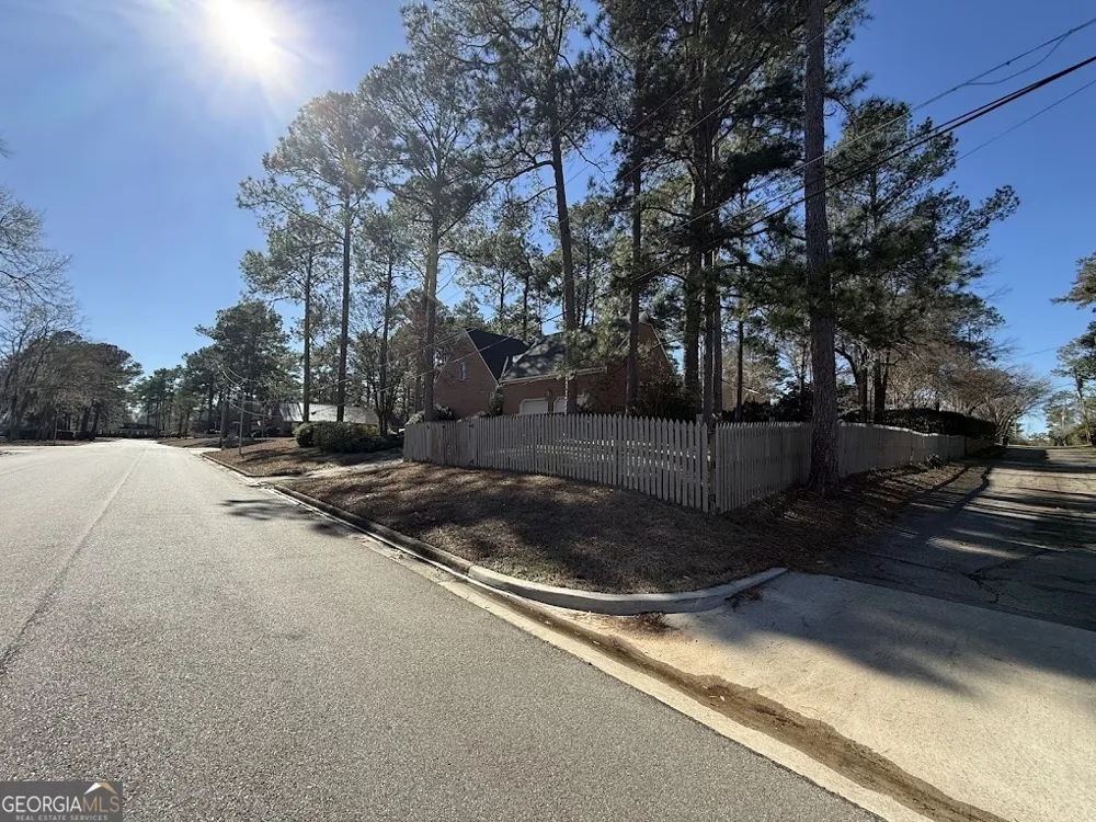2601 Ridgewood LN Albany, GA 31707