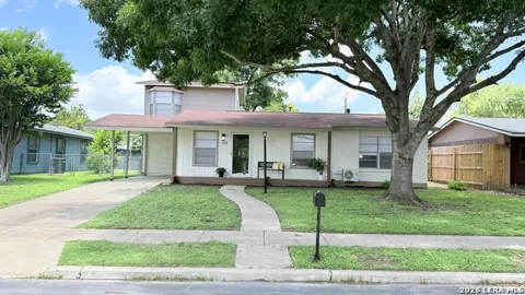 1439 PETERSON AVE