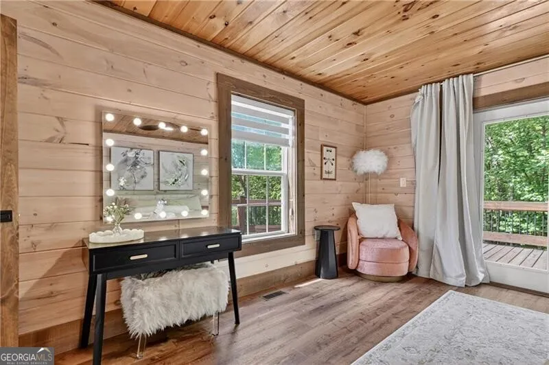 346 Logan DR Mineral Bluff, GA 30559