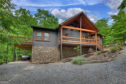 346 Logan DR