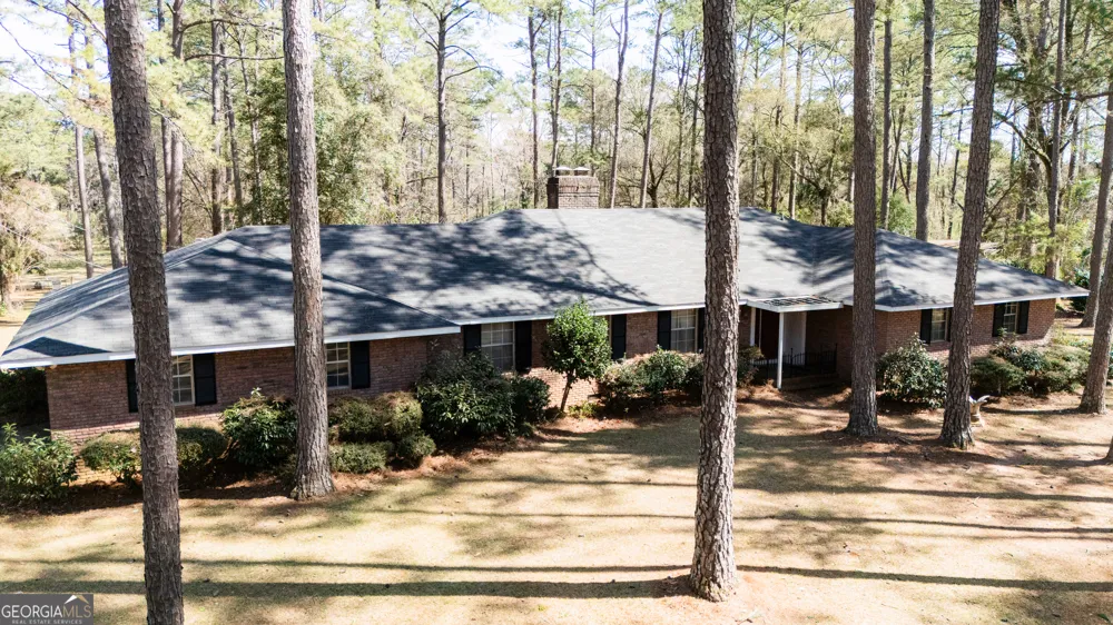1270 Wadsworth DR Albany, GA 31721