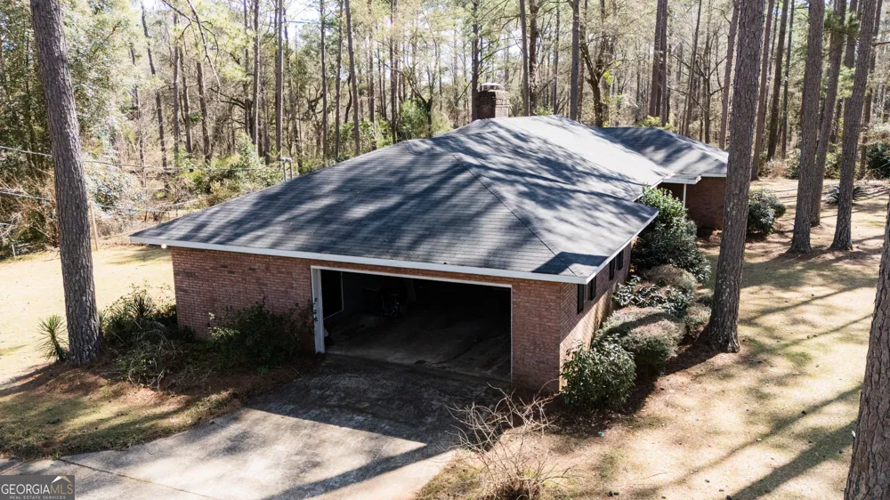 1270 Wadsworth DR Albany, GA 31721
