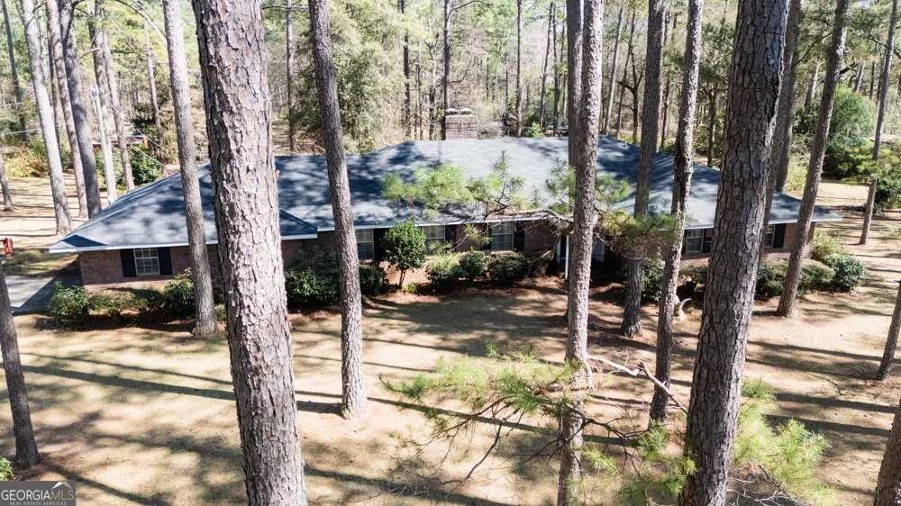 1270 Wadsworth DR Albany, GA 31721