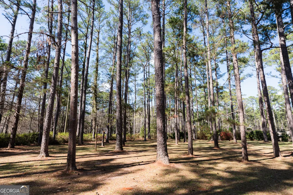 1270 Wadsworth DR Albany, GA 31721