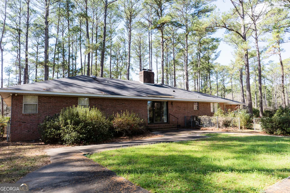 1270 Wadsworth DR Albany, GA 31721