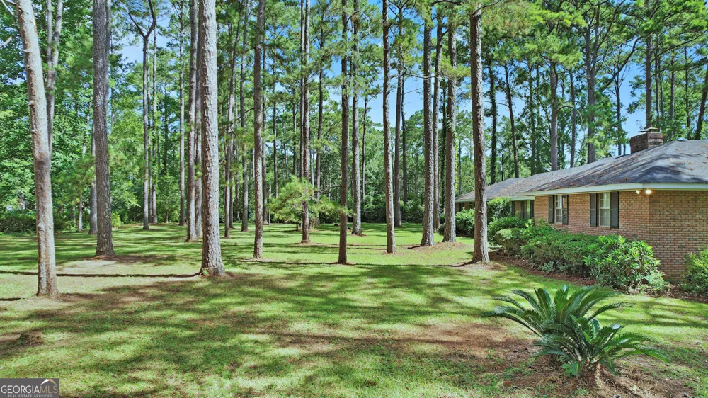 1270 Wadsworth DR Albany, GA 31721
