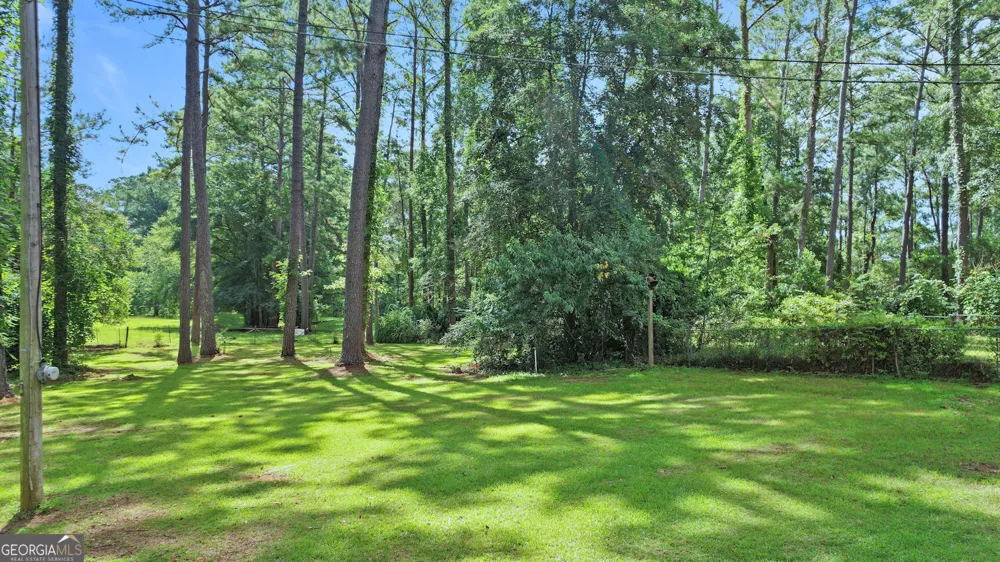 1270 Wadsworth DR Albany, GA 31721