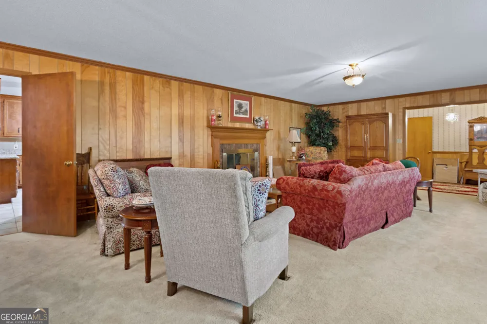 1270 Wadsworth DR Albany, GA 31721