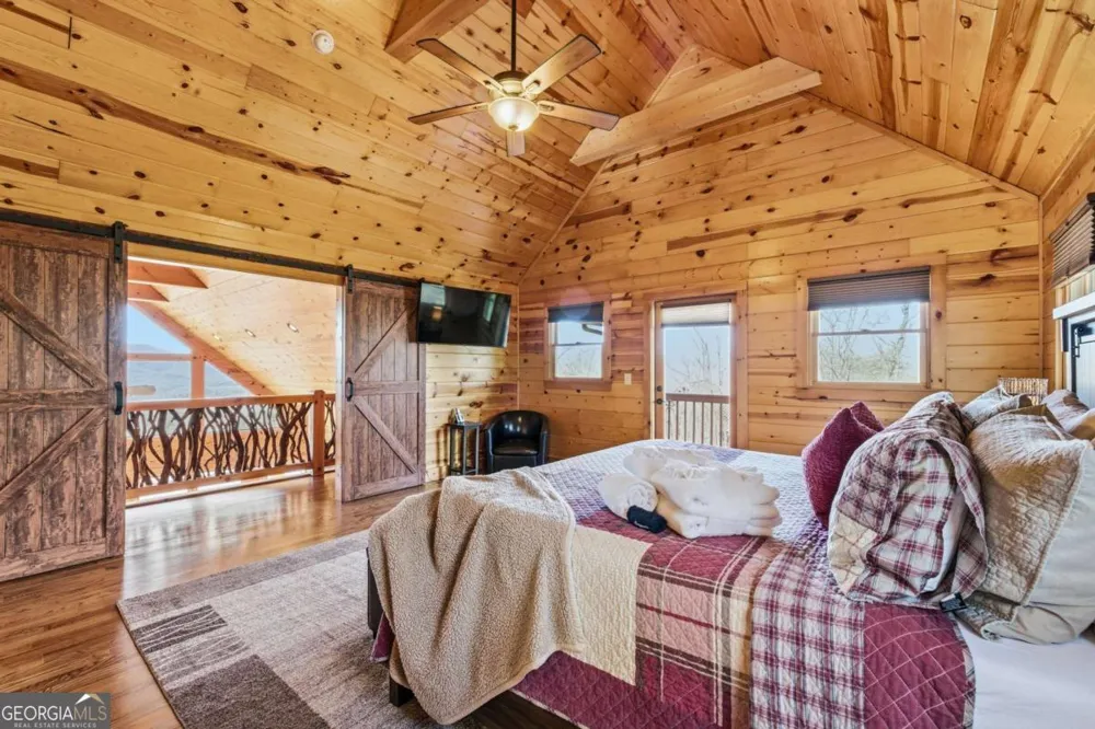 33 Stanley Ridge DR Morganton, GA 30560