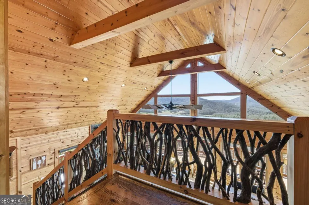 33 Stanley Ridge DR Morganton, GA 30560
