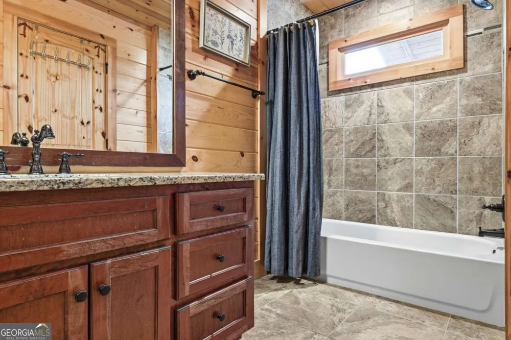 33 Stanley Ridge DR Morganton, GA 30560