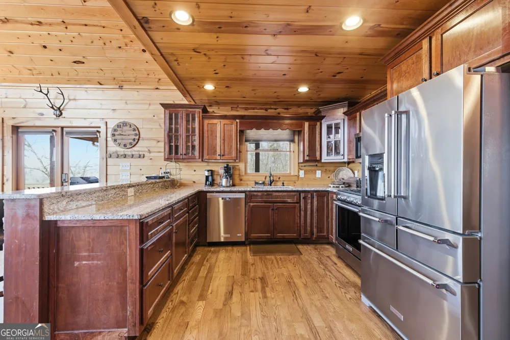 33 Stanley Ridge DR Morganton, GA 30560