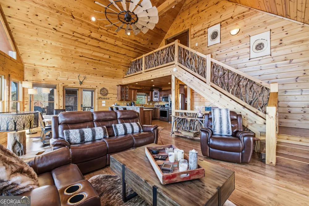 33 Stanley Ridge DR Morganton, GA 30560
