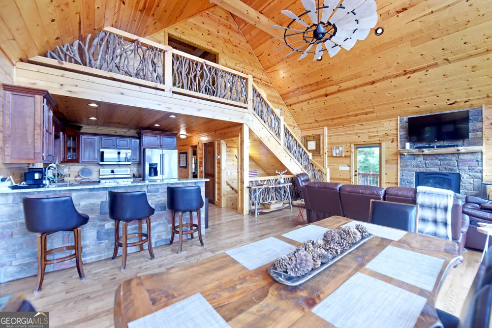 33 Stanley Ridge DR Morganton, GA 30560