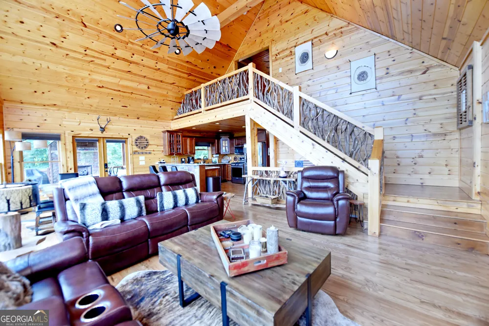 33 Stanley Ridge DR Morganton, GA 30560