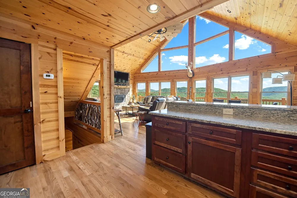 33 Stanley Ridge DR Morganton, GA 30560