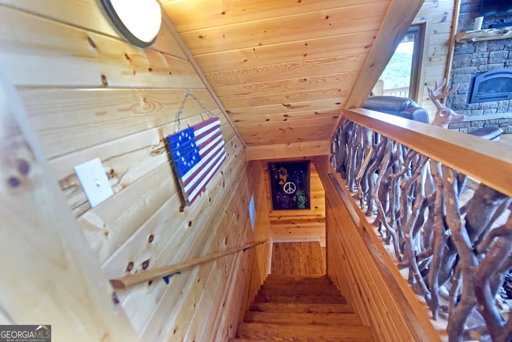33 Stanley Ridge DR Morganton, GA 30560
