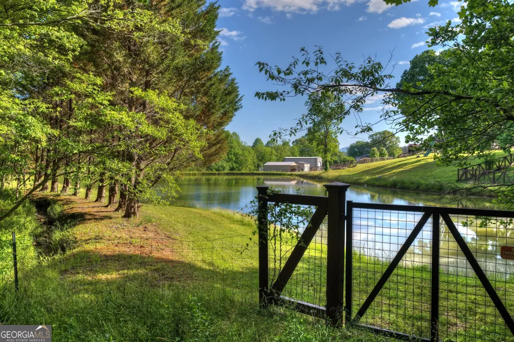 8 AC McNelley RD Morganton, GA 30560