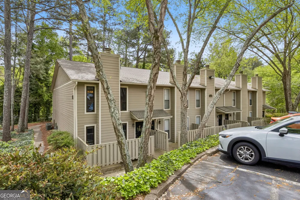 107 River Mill CIR Roswell, GA 30075