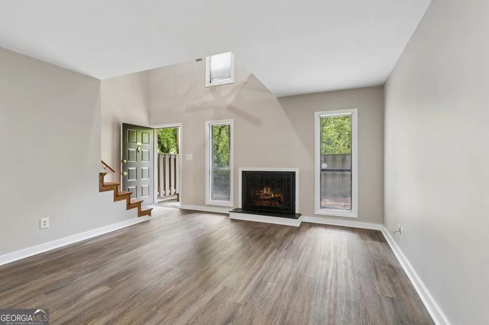 107 River Mill CIR Roswell, GA 30075