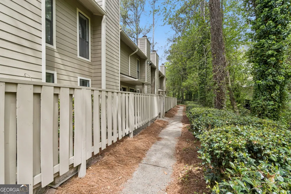 107 River Mill CIR Roswell, GA 30075