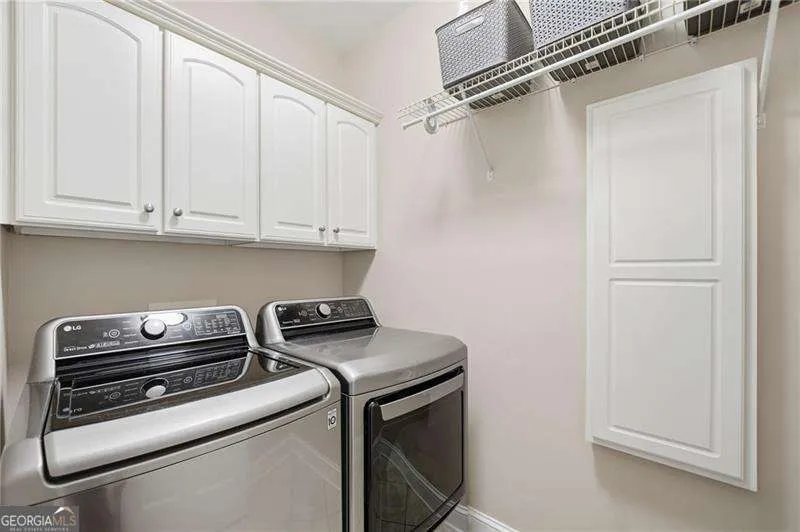 153 York PL Calhoun, GA 30701