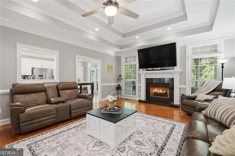 153 York PL Calhoun, GA 30701