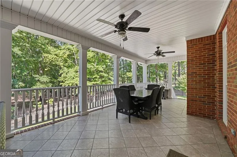 153 York PL Calhoun, GA 30701