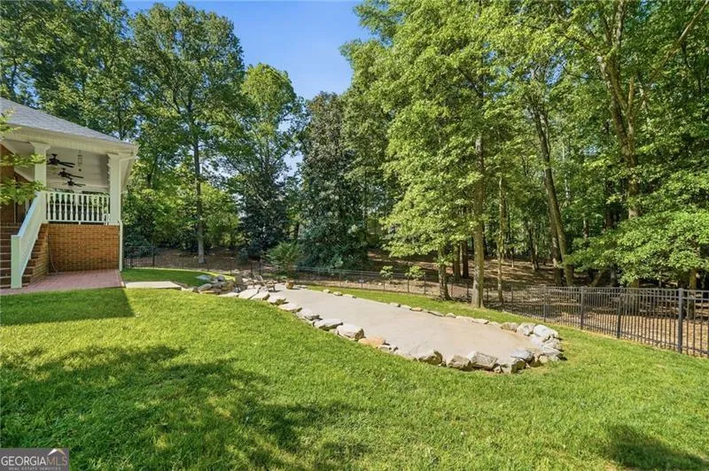 153 York PL Calhoun, GA 30701