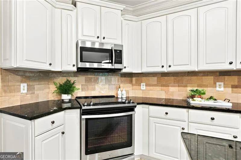 153 York PL Calhoun, GA 30701