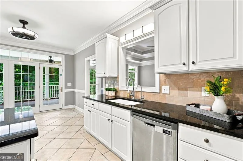 153 York PL Calhoun, GA 30701