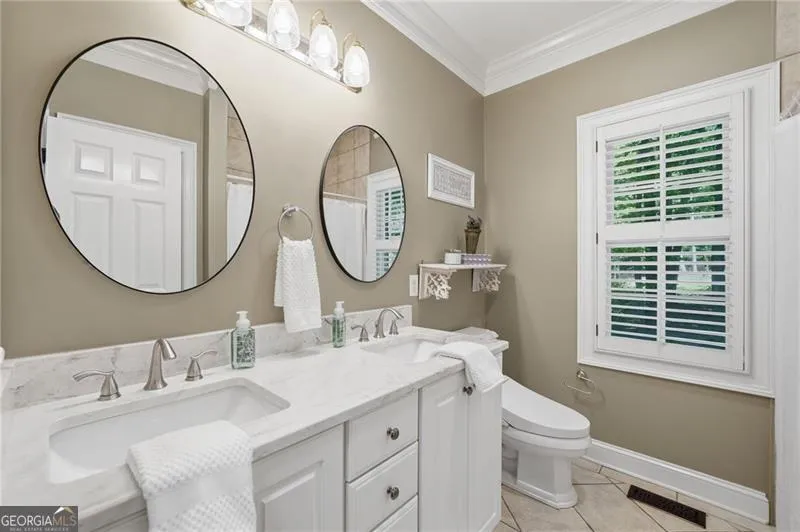 153 York PL Calhoun, GA 30701