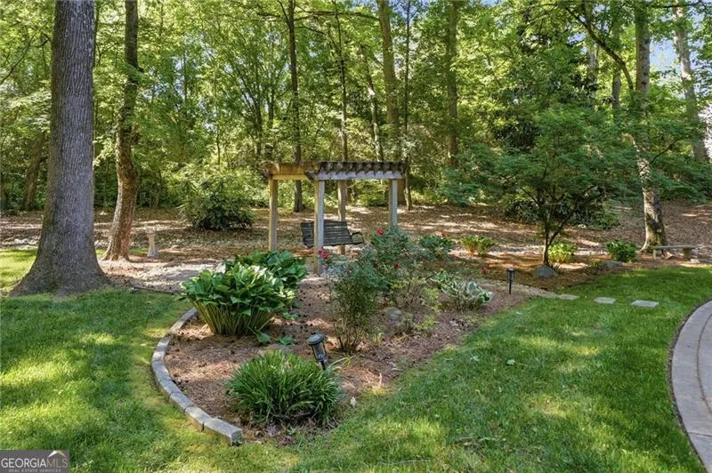 153 York PL Calhoun, GA 30701
