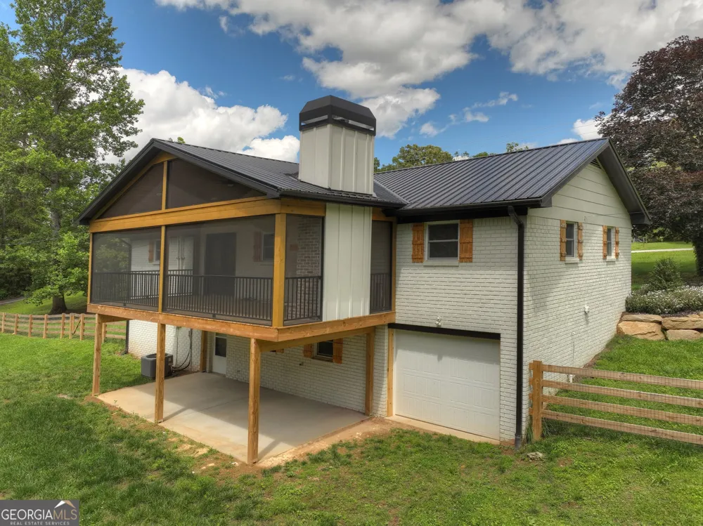 975 Goss RD Epworth, GA 30541