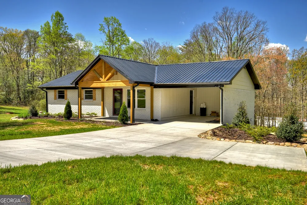 975 Goss RD Epworth, GA 30541
